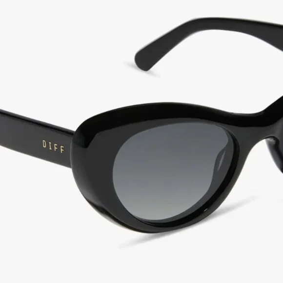Diff ZARIA Sunglasses - Picture 4 of 7